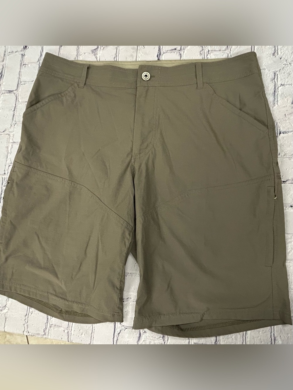 KUHL men’s size 38 shorts